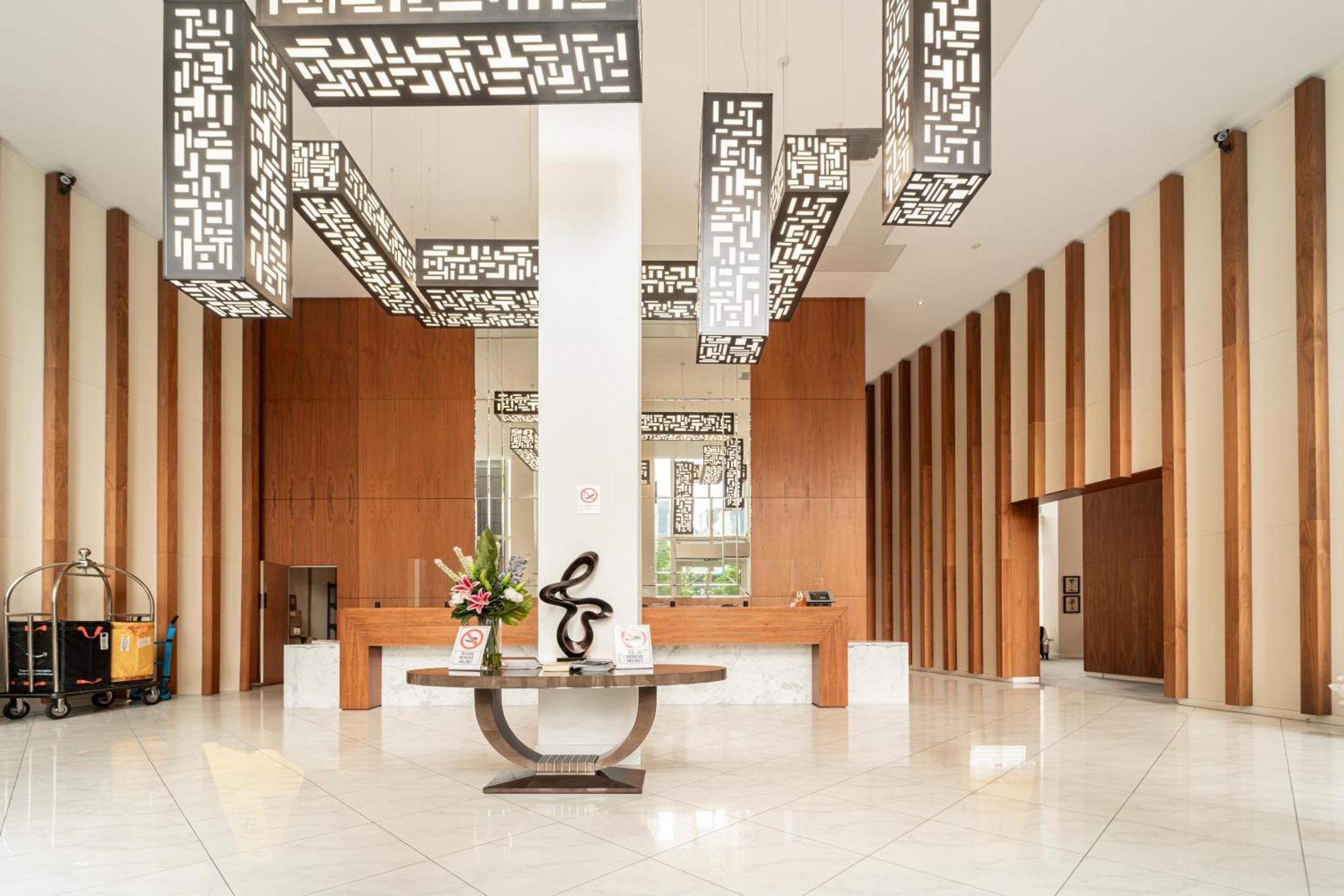 Stylish And Comfortable Canary Wharf Apartment Perfect For Long Stays Londra Dış mekan fotoğraf